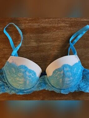 Victoria's Secret Blue White Lace Dream Angels Bra 34C Demi Lined Bra VS Angels